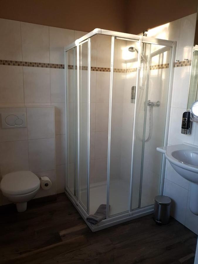 Hotel Knipper Lastrup Ngoại thất bức ảnh